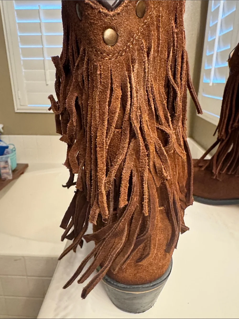 Shyanne stylish suede